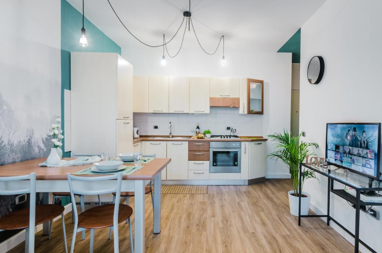 Interno 76 Di Tss' - Splendido Appartamento Con Balcone Tranquillo & Parcheggio Privato - Perfetto Per Famiglie トレント エクステリア 写真